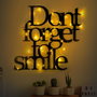 Wallity Dont Forget To Smile 183 Escultura de Pared Negra